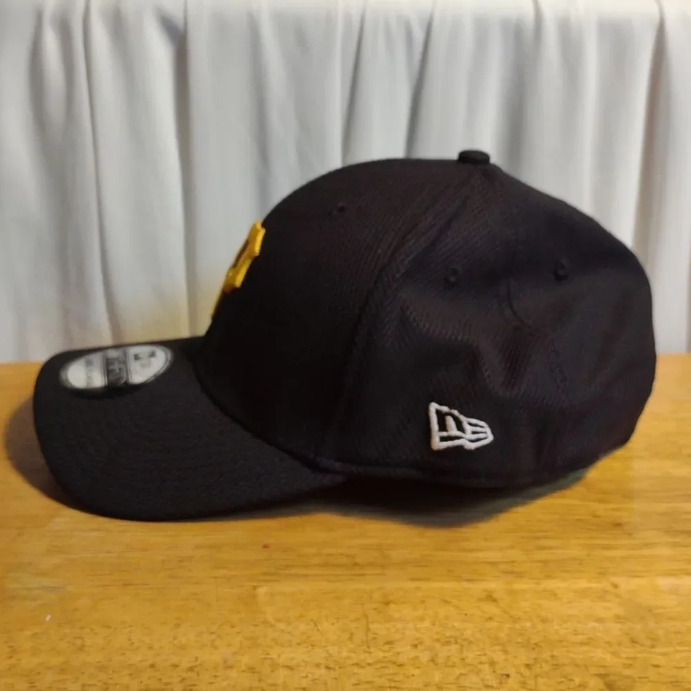 New Era 22 McCutchen Pittsburgh Pirates M/L Stretchfit Hat - New